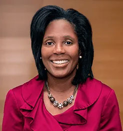 Lynn Wooten headshot